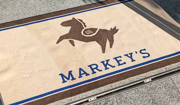 MARKEY'S 看板制作事例 - 有限会社ジャックスクリーン